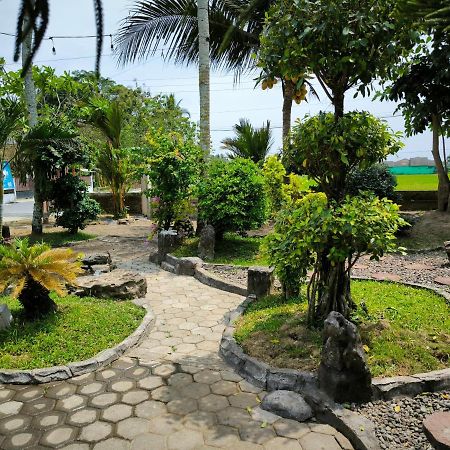 Puri Swantari Javanese Home Stay Sleman  Exterior photo