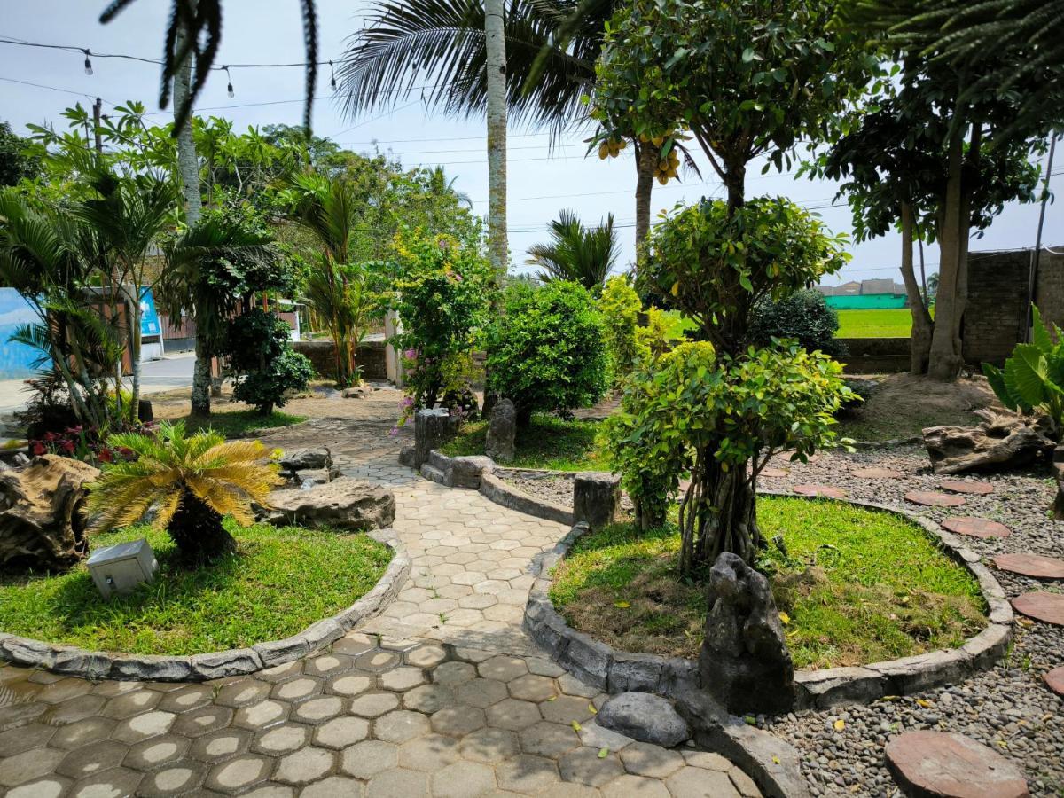 Puri Swantari Javanese Home Stay Sleman  Exterior photo