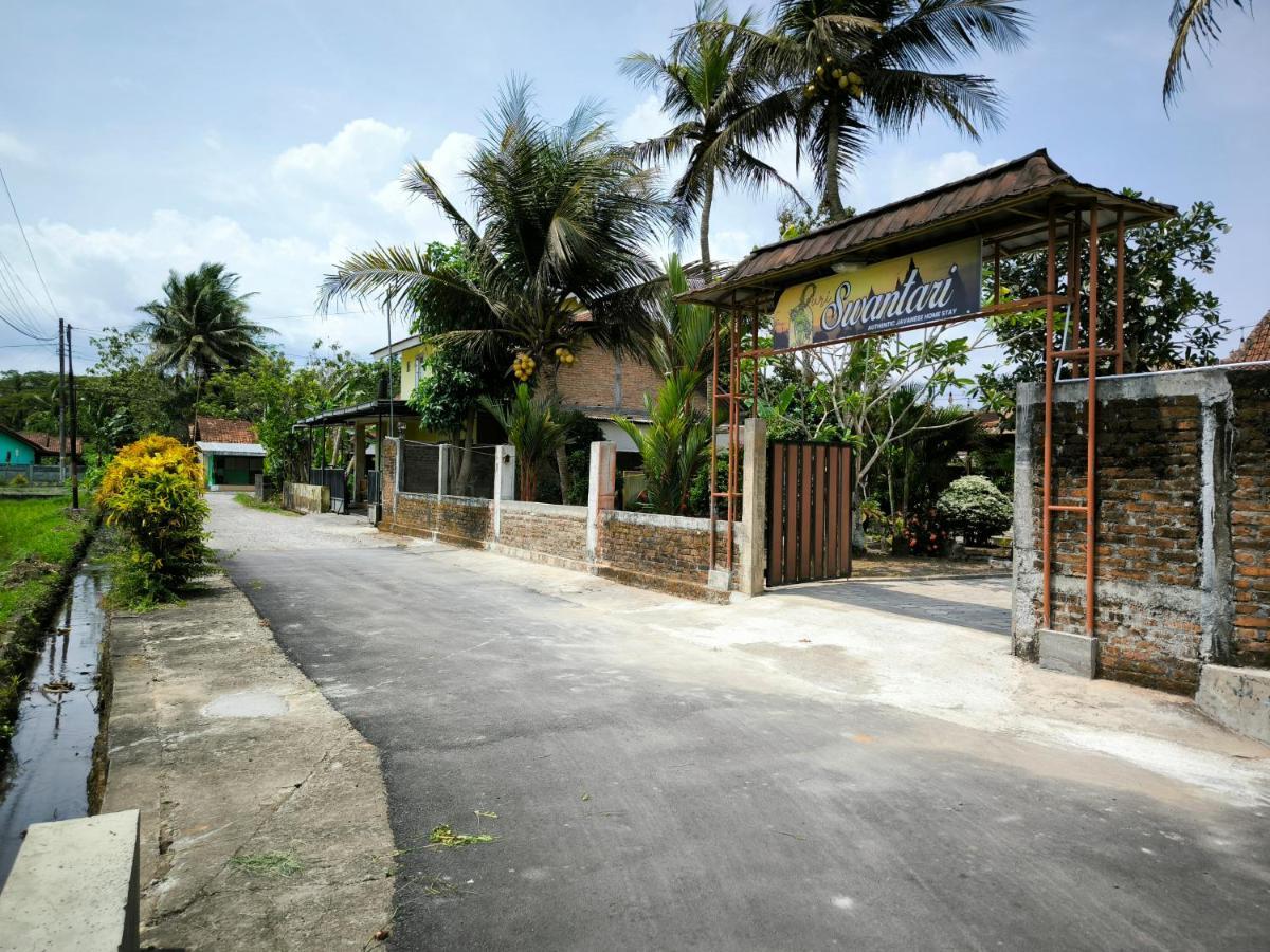 Puri Swantari Javanese Home Stay Sleman  Exterior photo